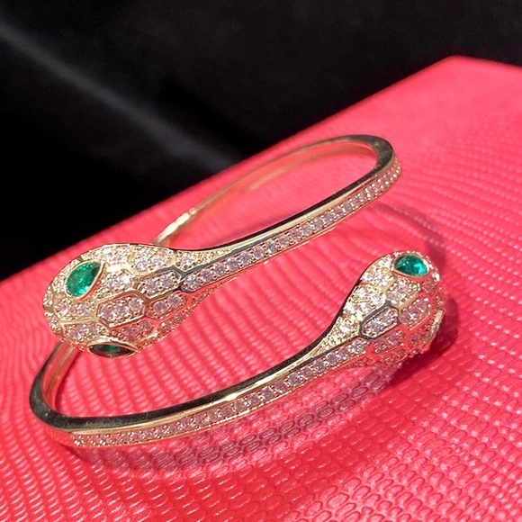 Gold Crystal Double Head Snake Cuff Bracelet - Picture 9 of 16